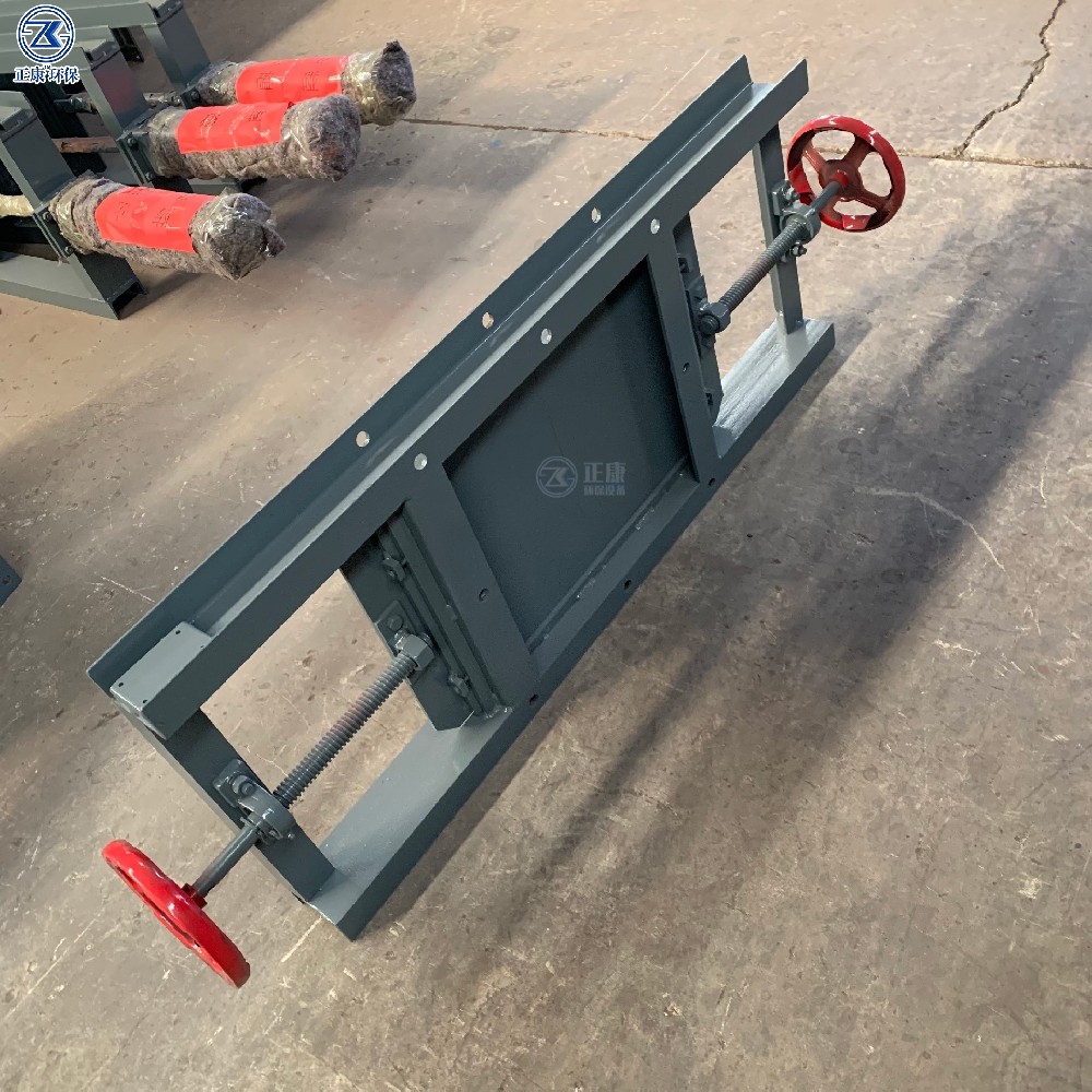Bidirectional manual gate valve